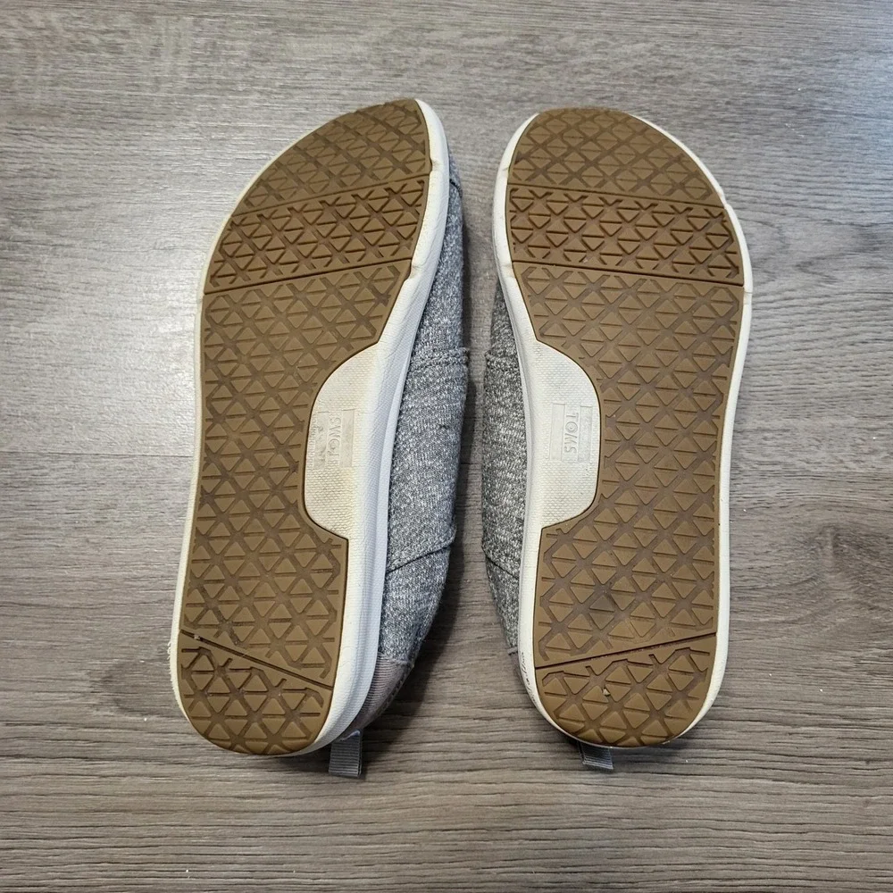 TOMS Del Rey Gray Knit Low Top‎ Lace Up Sneakers Womens size 8 Casual Textile